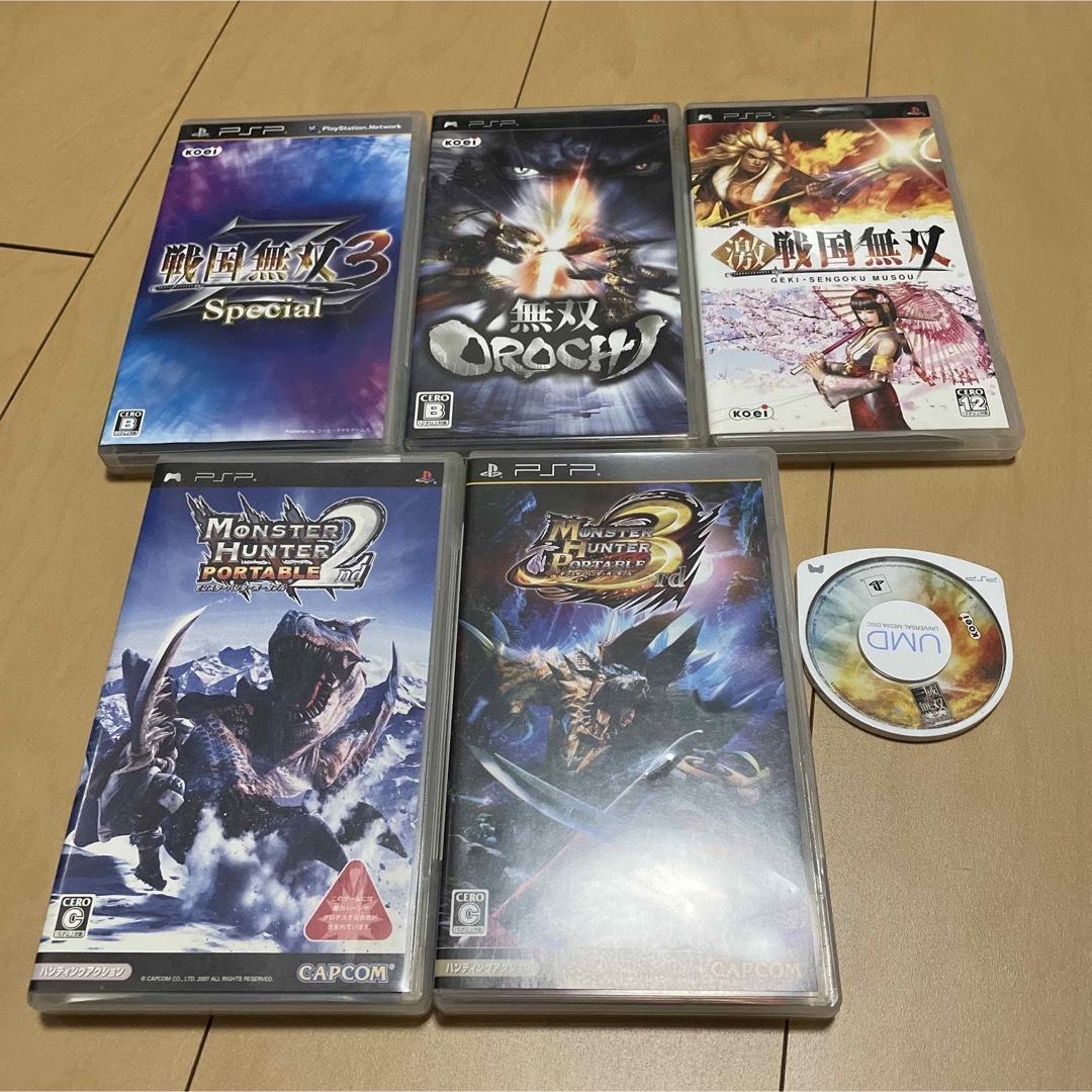 PlayStation Portable(プレイステーションポータブル)の激・戦国無双他PSPソフト6本セット エンタメ/ホビーのゲームソフト/ゲーム機本体(携帯用ゲームソフト)の商品写真