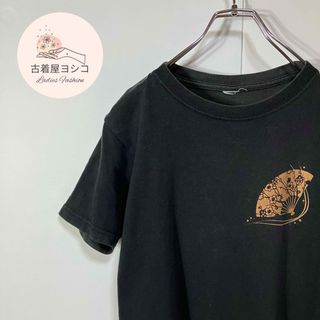 【半袖Tシャツ　和柄　扇子　プリントデザイン　クルーネック　ブラック　古着】(Tシャツ(半袖/袖なし))