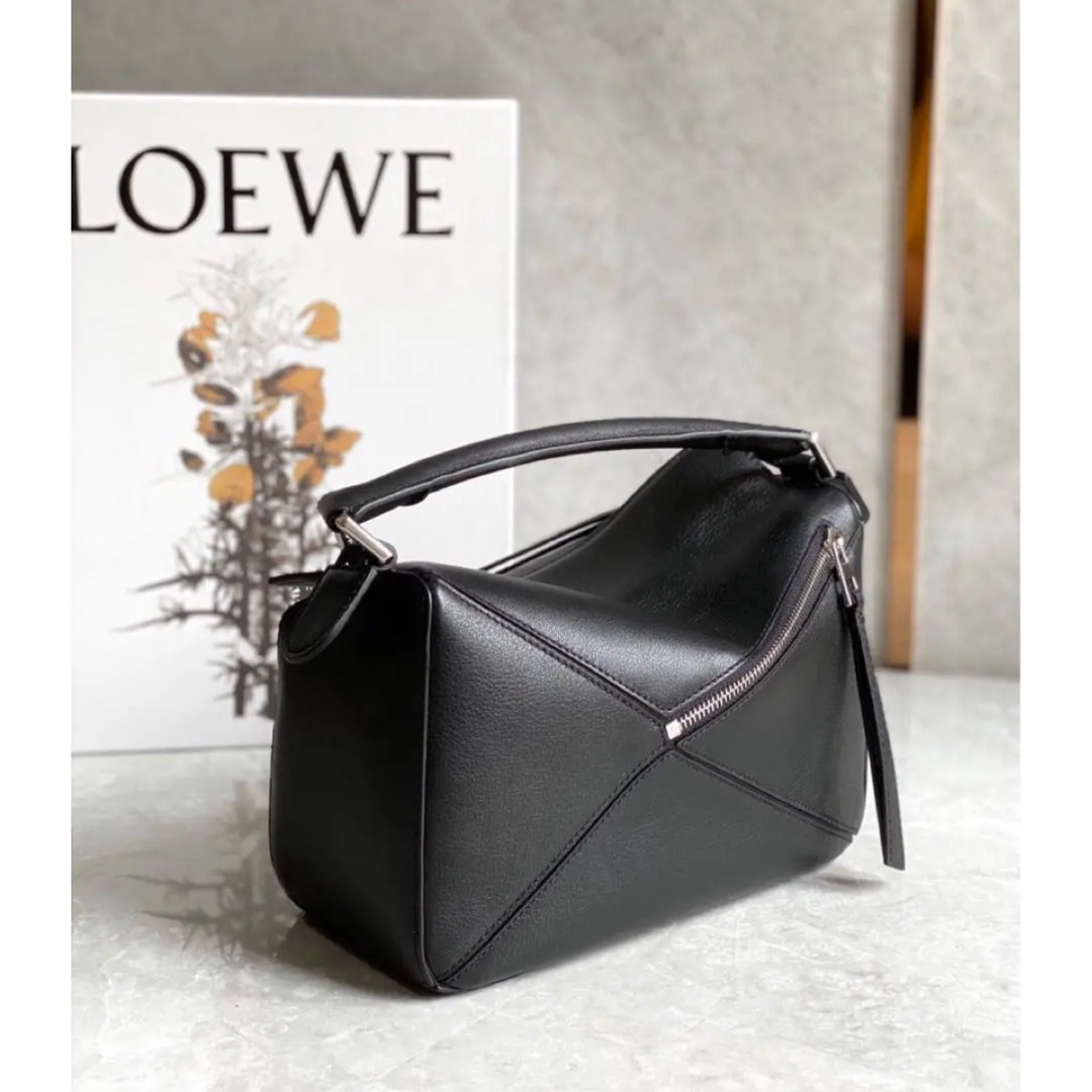 LOEWE(ロエベ)の美品希少 ロエベ　パズルバッグ ショルダーバッグ レディースのバッグ(ショルダーバッグ)の商品写真