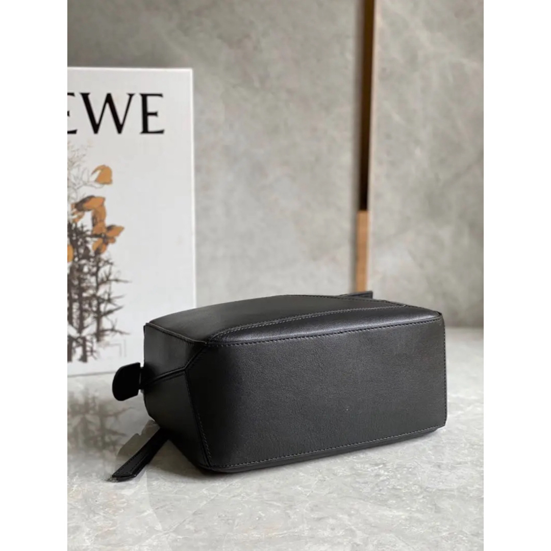 LOEWE(ロエベ)の美品希少 ロエベ　パズルバッグ ショルダーバッグ レディースのバッグ(ショルダーバッグ)の商品写真