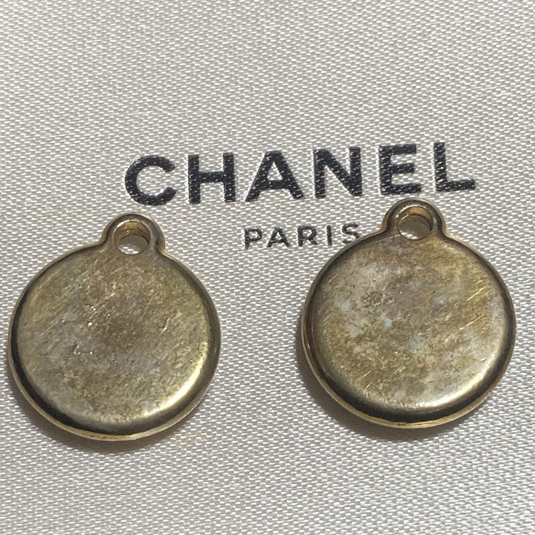 CHANEL(シャネル)のシャネル つまみチャーム  単品 レディースのアクセサリー(チャーム)の商品写真