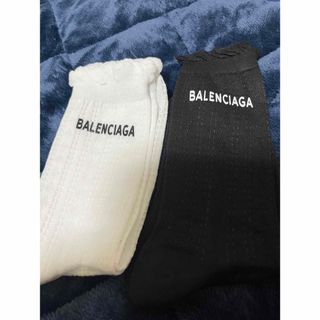 バレンシアガ(Balenciaga)の靴下二足セット！早い者勝ち！春夏用(ソックス)