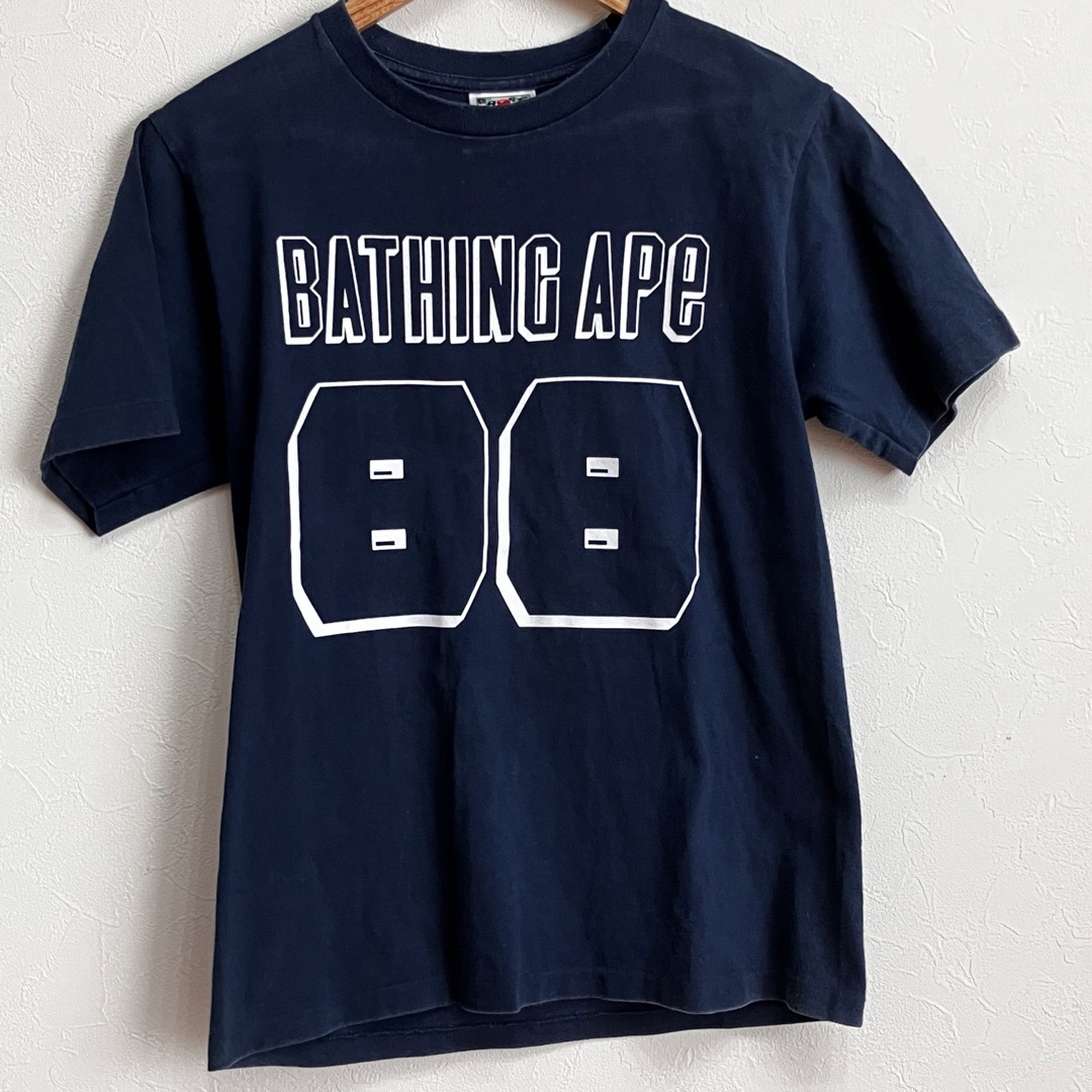 A BATHING APE(アベイシングエイプ)の【複数割】エイプ A BATHING APE 半袖Tシャツ ネイビー　Sサイズ メンズのトップス(Tシャツ/カットソー(半袖/袖なし))の商品写真