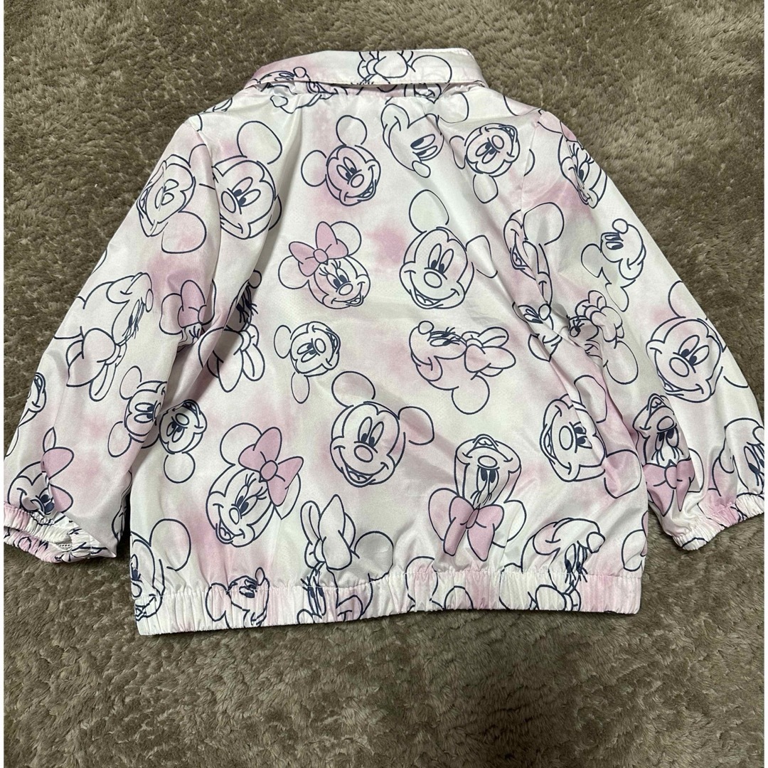 babyGAP(ベビーギャップ)のミッキーミニーウインドブレーカー  キッズ/ベビー/マタニティのベビー服(~85cm)(ジャケット/コート)の商品写真