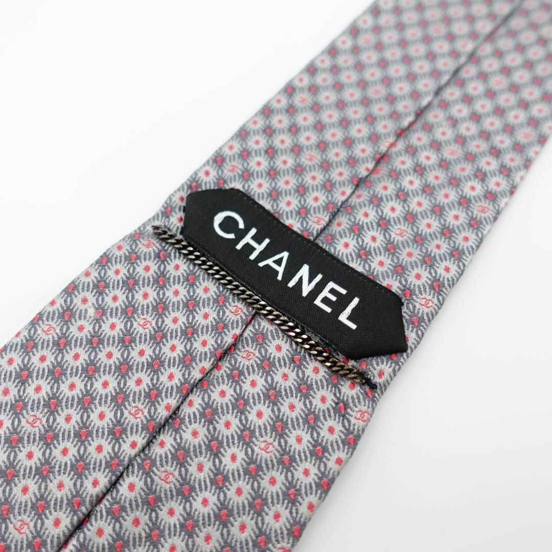CHANEL(シャネル)のCHANEL シャネル ネクタイ ココマーク シルバー ピンク メンズ メンズのファッション小物(ネクタイ)の商品写真