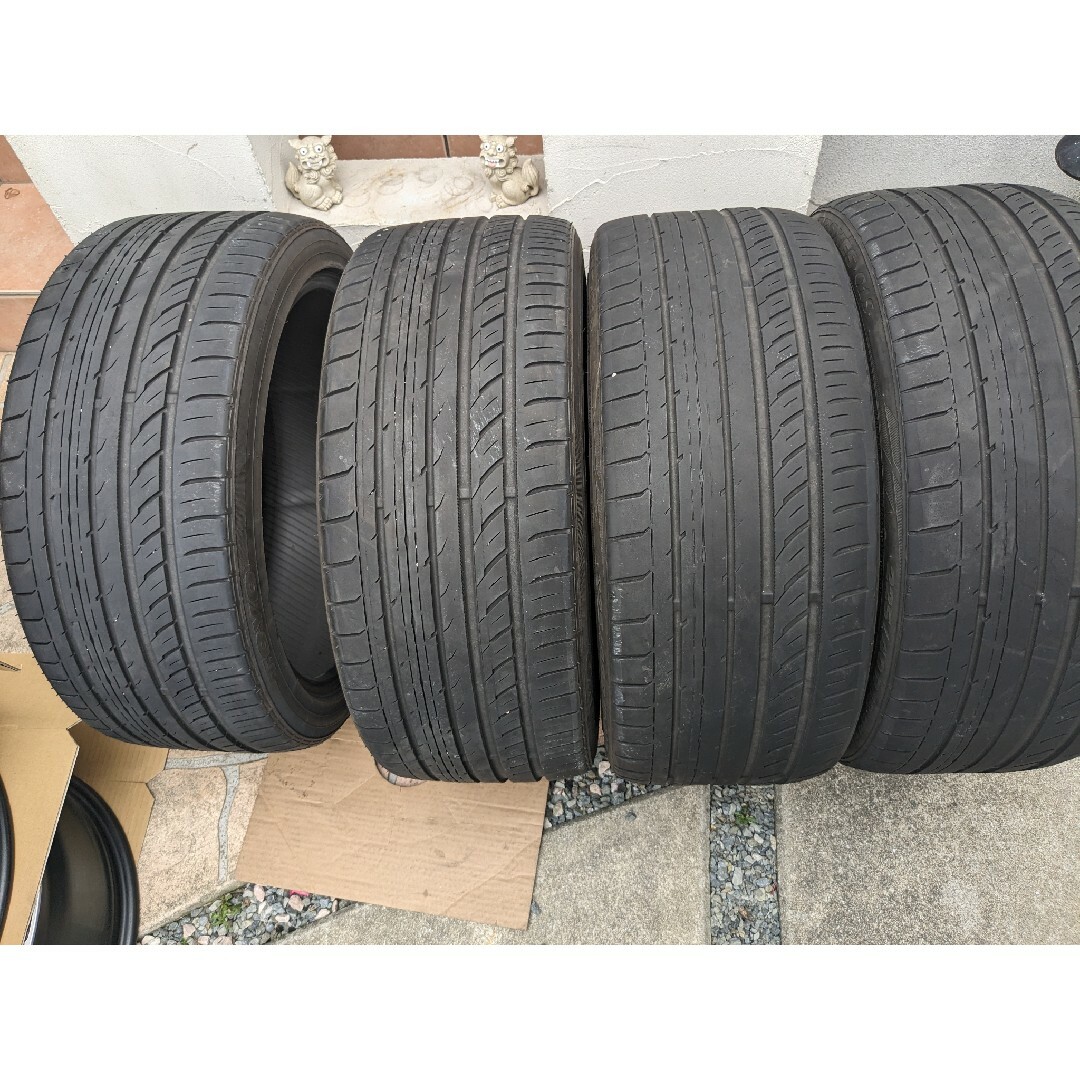 タイヤ　225/40R18 4本 自動車/バイクの自動車(タイヤ)の商品写真