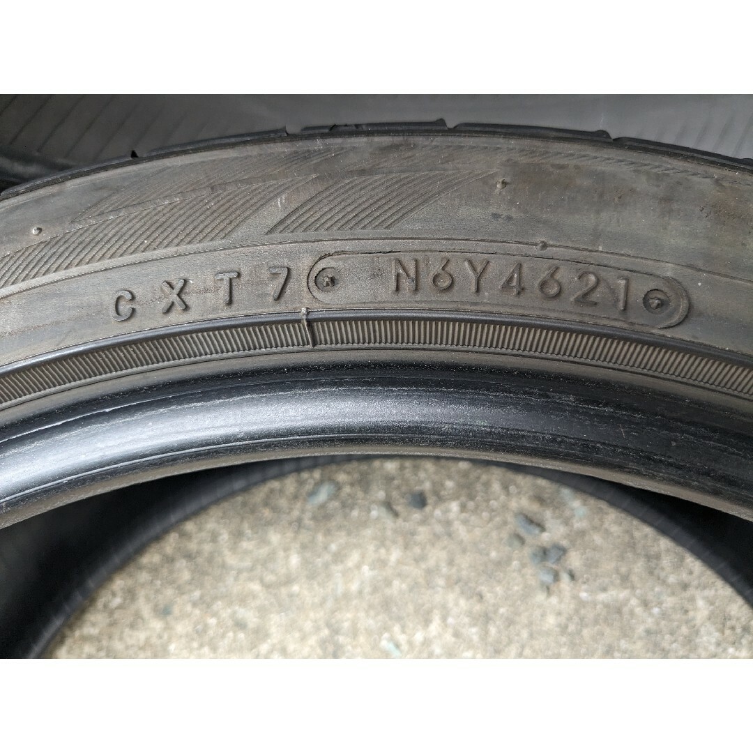 タイヤ　225/40R18 4本 自動車/バイクの自動車(タイヤ)の商品写真