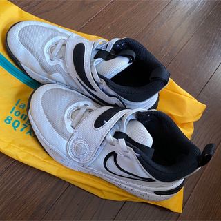 ナイキ(NIKE)のNIKEバッシュ20cm(スニーカー)