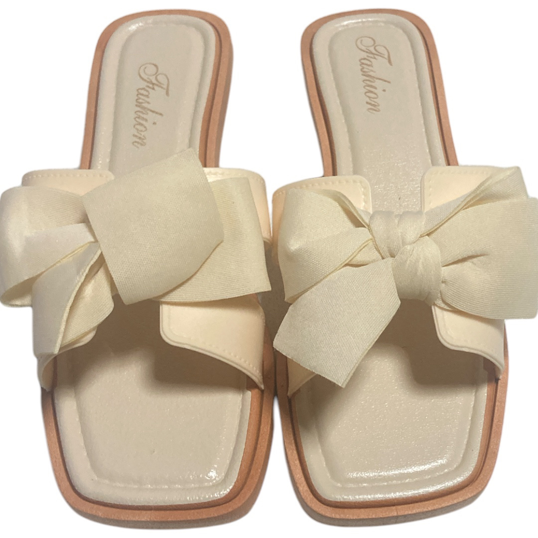 japhion Whiteサンダル レディースの靴/シューズ(サンダル)の商品写真