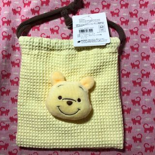 くまのプーさん - 新品⭐️くまのプーさん   ポーチ　小物入れ⭐️給食袋　コップ入れ