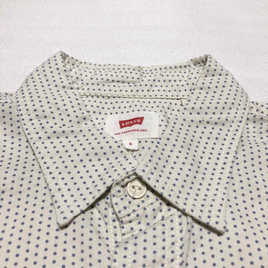 Levi's(リーバイス)の【極美品】levisリーバイス 2WAYコットンシャツ S ドット柄 猫目ボタン メンズのトップス(シャツ)の商品写真