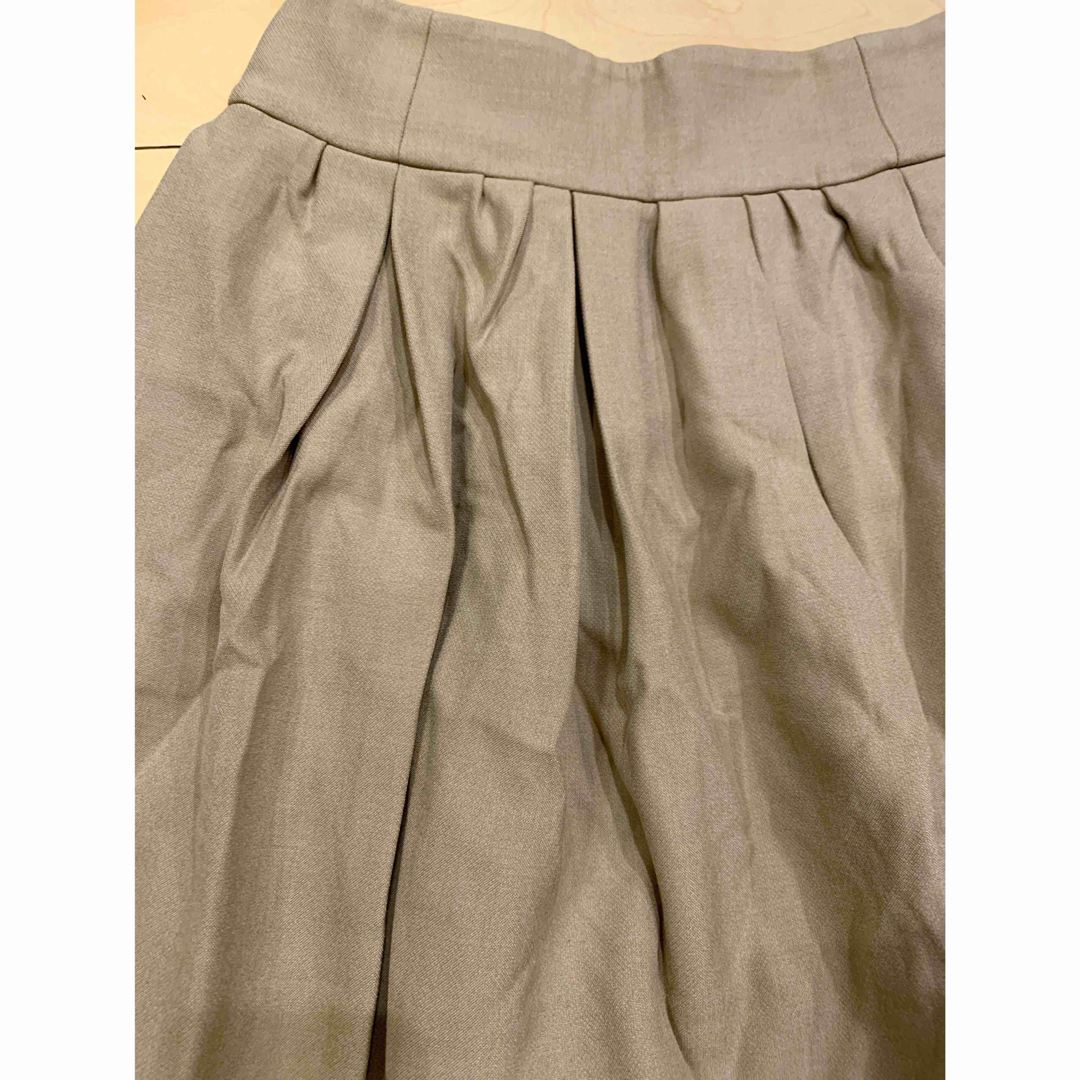 ZARA(ザラ)のザラ　スカート　新品未使用　XS プリーツ レディースのスカート(ミニスカート)の商品写真