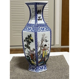 中国美術 景徳鎮 粉彩手描 山水 美女図花器 花瓶(花瓶)