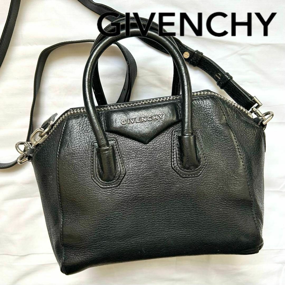 GIVENCHY(ジバンシィ)の✨美品✨ GIVENCHY ショルダーバッグ　 アンティゴナ ミニ　黒　本革 レディースのバッグ(ショルダーバッグ)の商品写真