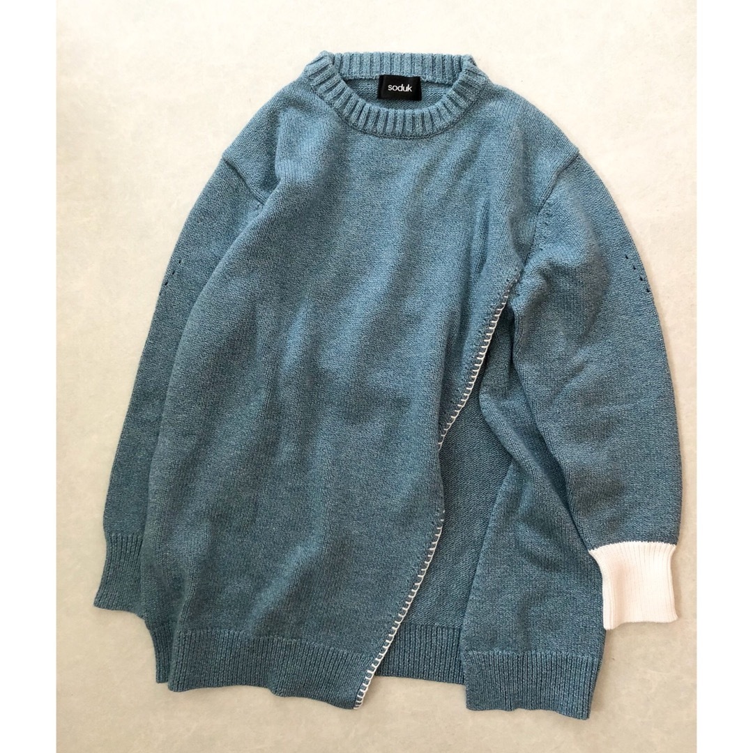 soduk スドーク open slit knit sweater ニット レディースのトップス(ニット/セーター)の商品写真