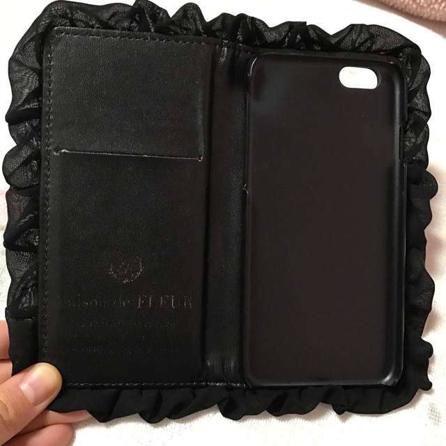 Maison de FLEUR(メゾンドフルール)のメゾンドフルール、iPhone6.6Sケース黒色 スマホ/家電/カメラのスマホアクセサリー(iPhoneケース)の商品写真