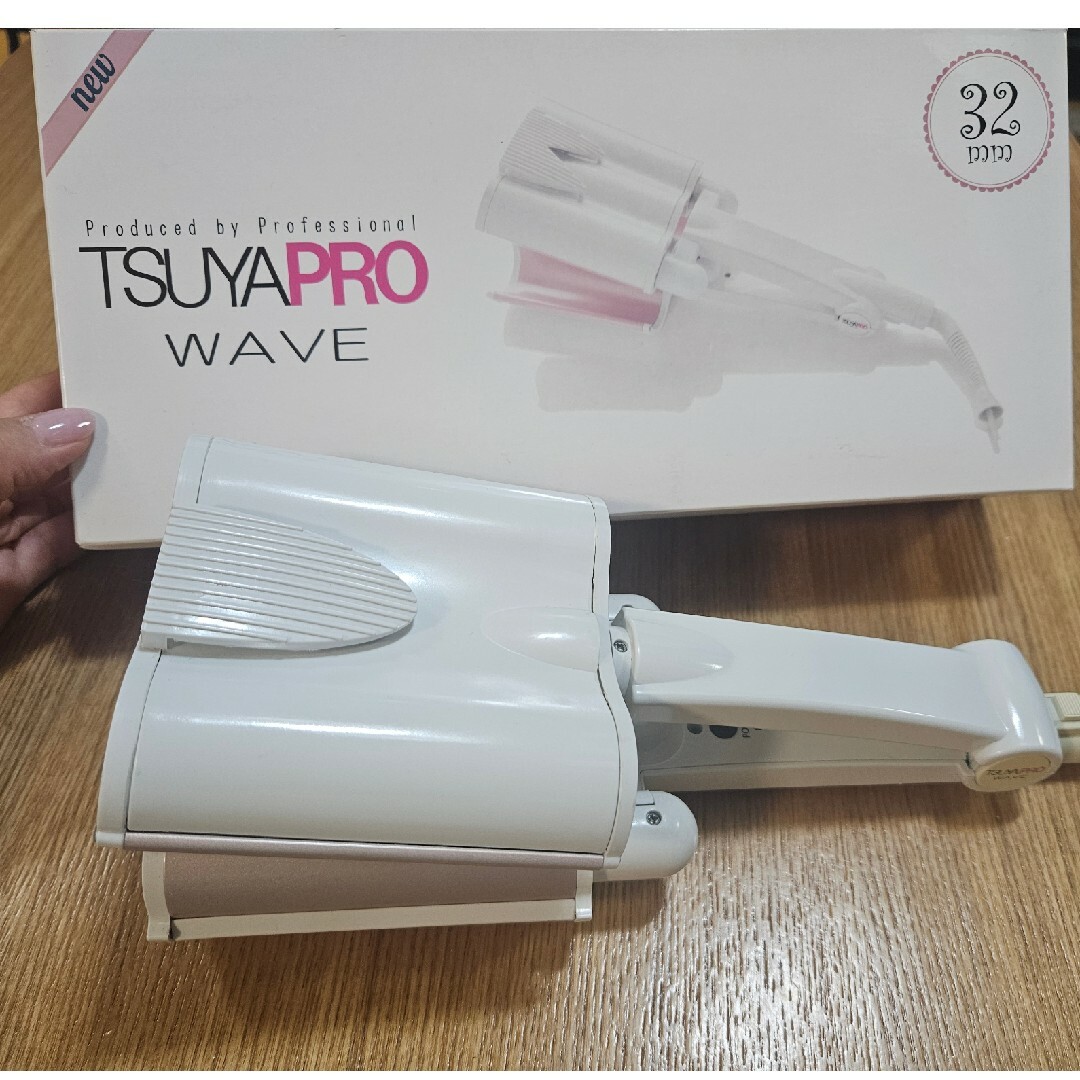 TSUYA PRO WAVE 32mm スマホ/家電/カメラの美容/健康(ヘアアイロン)の商品写真