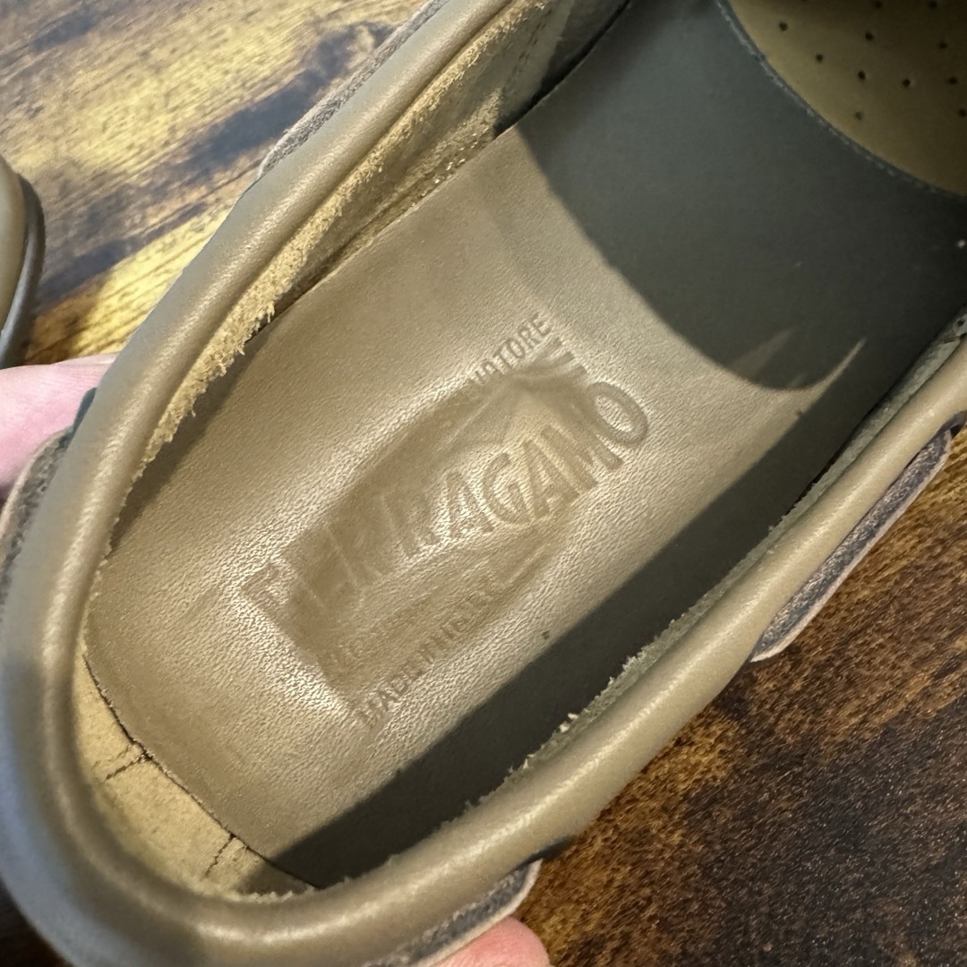 Salvatore Ferragamo(サルヴァトーレフェラガモ)のフェラガモ レザー モカシン ローファー サイズ6 メンズの靴/シューズ(スリッポン/モカシン)の商品写真