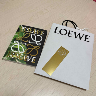 LOEWE - 【LOEWE ISSUE 2】カタログ雑誌ショッパー しおり付き