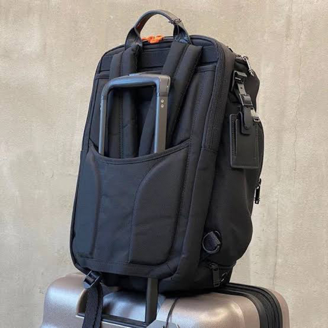 TUMI(トゥミ)の定価7万  90%OFF TUMI 限定　完売品　バックパック メンズのバッグ(バッグパック/リュック)の商品写真