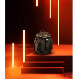 トゥミ(TUMI)の定価7万  90%OFF TUMI 限定　完売品　バックパック(バッグパック/リュック)