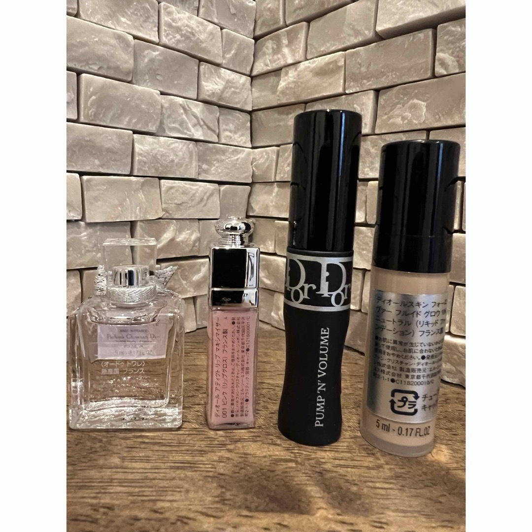 Dior(ディオール)のディオール　ノベルティ　ミニコスメ4点セット コスメ/美容のキット/セット(コフレ/メイクアップセット)の商品写真