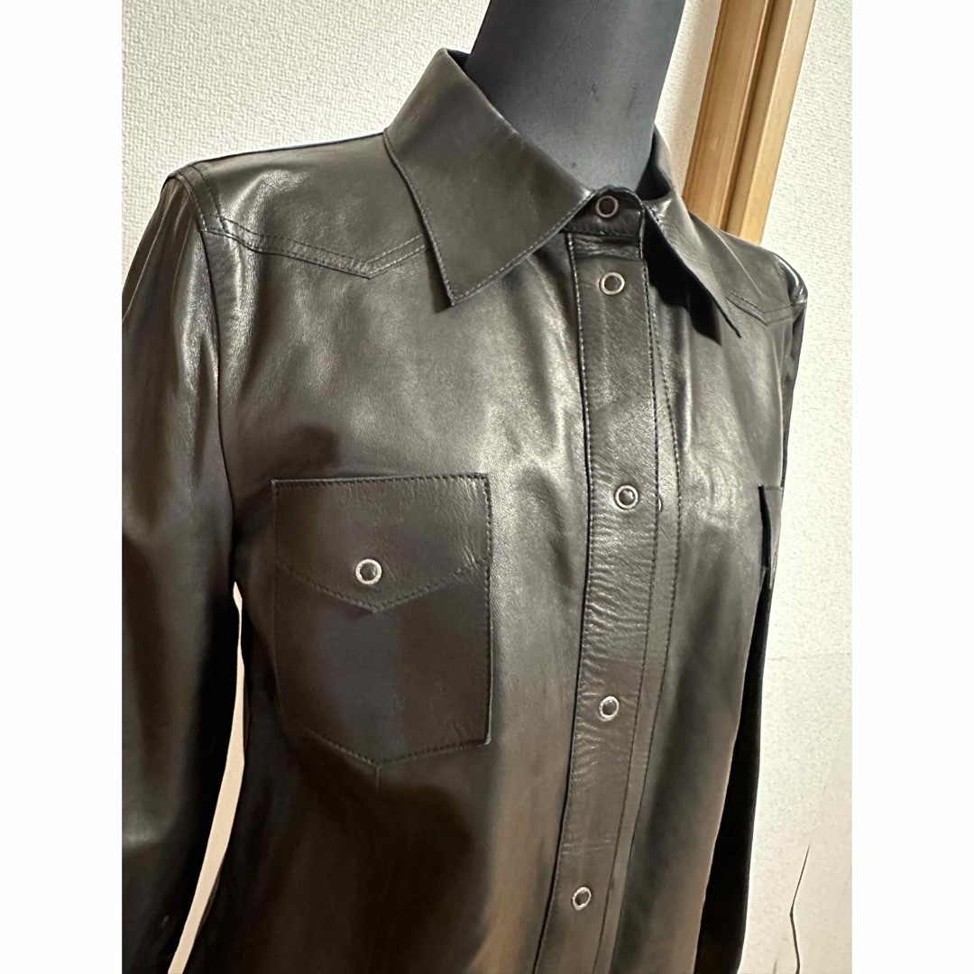 GUCCI - 【新品、未使用】 GUCCI グッチ ラムレザーシャツ 黒 40 GUCCI - 【新品、未使用】 GUCCI グッチ ラムレザーシャツ 黒 40