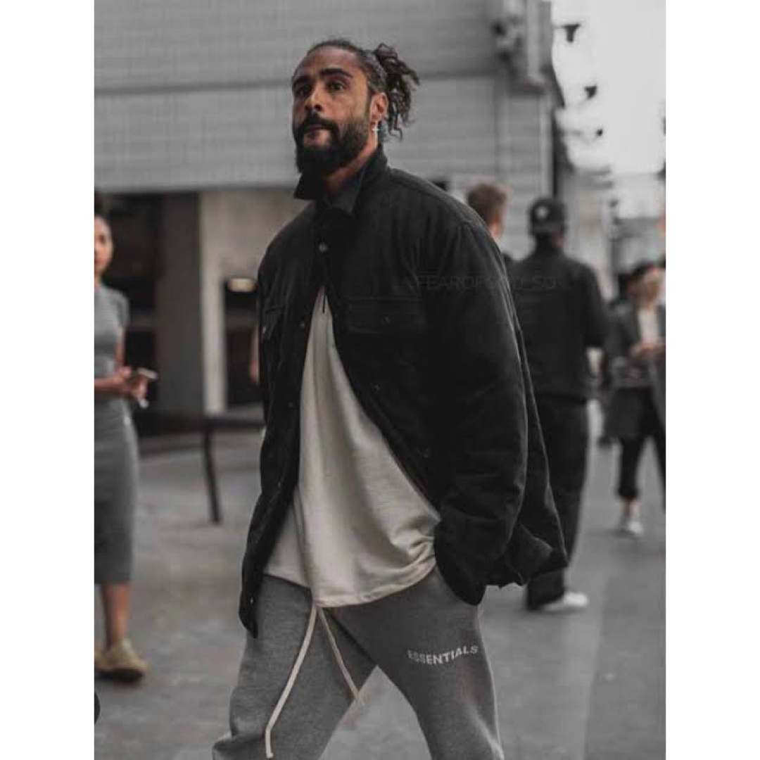 FEAR OF GOD(フィアオブゴッド)のESSENTIALS スウェットパンツ グレー S Jerry Lorenzo メンズのパンツ(その他)の商品写真