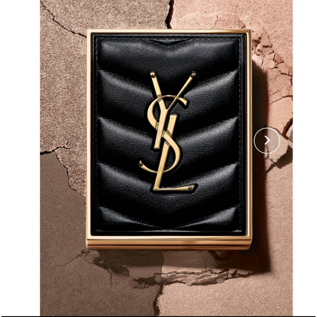 Yves Saint Laurent Beaute(イヴサンローランボーテ)のYves Saint Laurent Beauteクチュールミニクラッチ100 コスメ/美容のベースメイク/化粧品(アイシャドウ)の商品写真