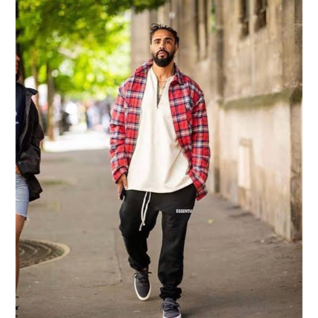 FEAR OF GOD(フィアオブゴッド)のESSENTIALS スウェットパンツ 黒 S Jerry Lorenzo メンズのトップス(その他)の商品写真