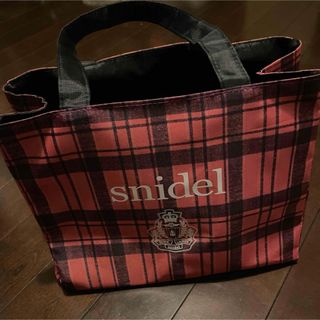 スナイデル(SNIDEL)のｓｎｉｄｅｌのトートバッグ(トートバッグ)