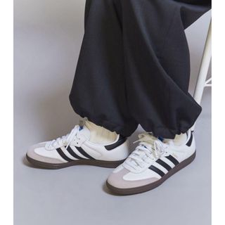 アディダス(adidas)のadidas SAMBA（サンバ）24cm／ホワイト 新品箱付き 送料込(スニーカー)