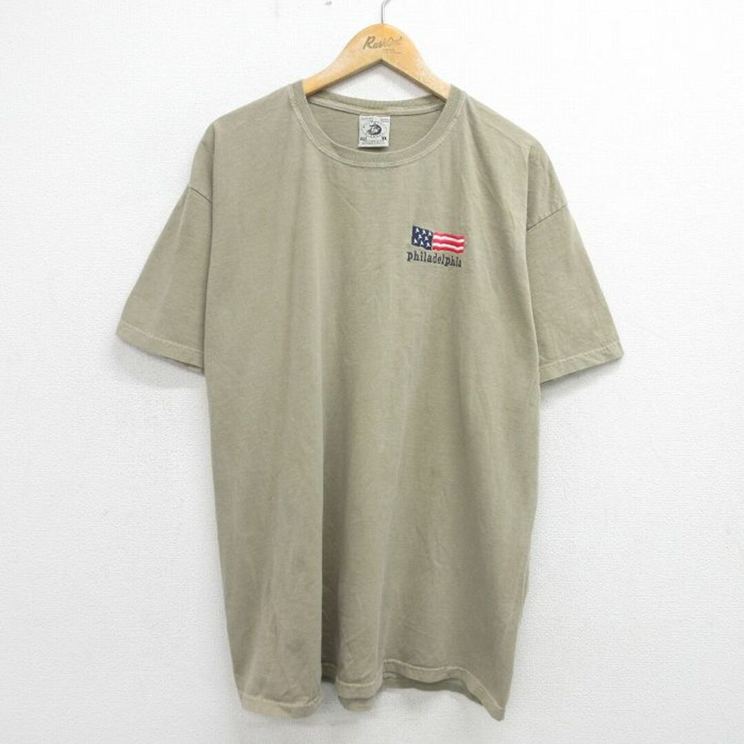 FILA(フィラ)のXL★古着 半袖 ビンテージ Tシャツ メンズ 00年代 00s フィラデルフィア 星条旗 大きいサイズ コットン クルーネック ベージュ カーキ 24apr03 中古 メンズのトップス(Tシャツ/カットソー(半袖/袖なし))の商品写真