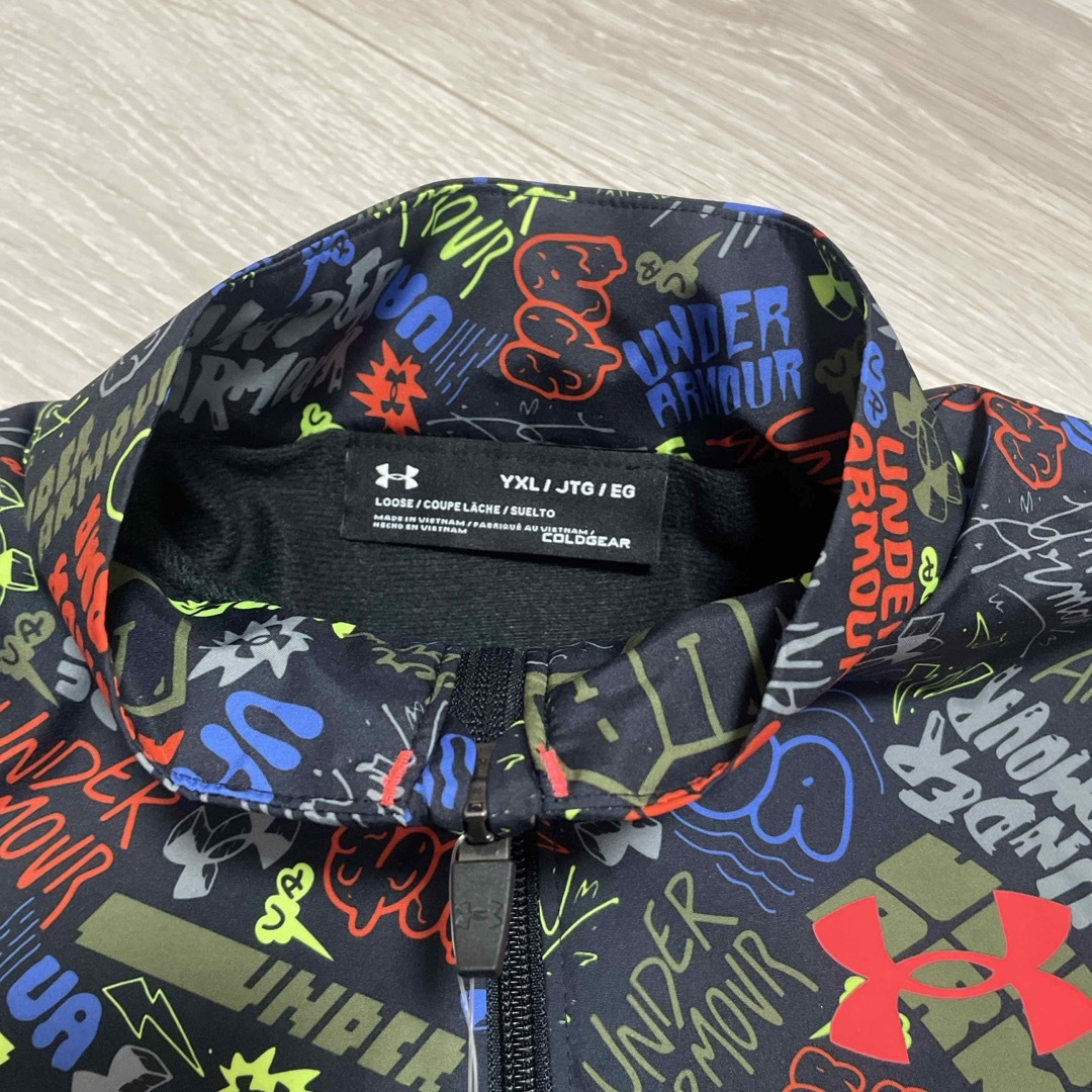 UNDER ARMOUR(アンダーアーマー)のアンダーアーマー　ウインドブレーカー キッズ/ベビー/マタニティのキッズ服男の子用(90cm~)(ジャケット/上着)の商品写真