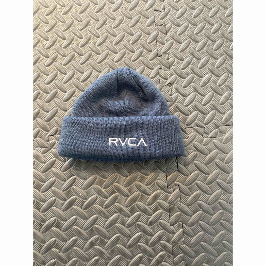 RVCA(ルーカ)の試着のみ RVCA ルーカ ビーニー ニット帽 2way くすみブルー系 メンズの帽子(ニット帽/ビーニー)の商品写真