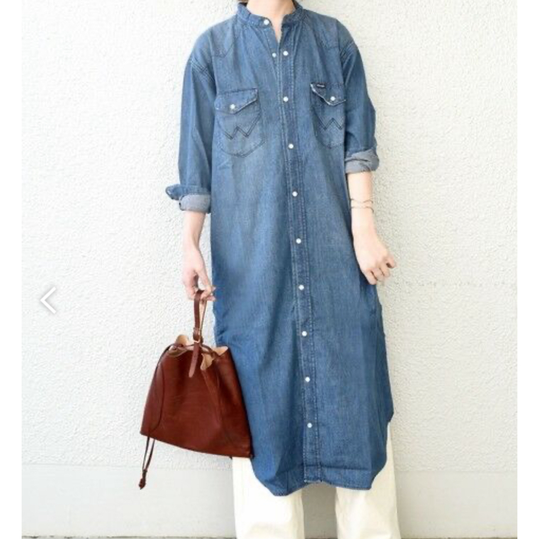 SHIPS(シップス)の【美品】　SHIPS別注Wrangler: ノーカラーデニムシャツワンピース◇ レディースのワンピース(ロングワンピース/マキシワンピース)の商品写真