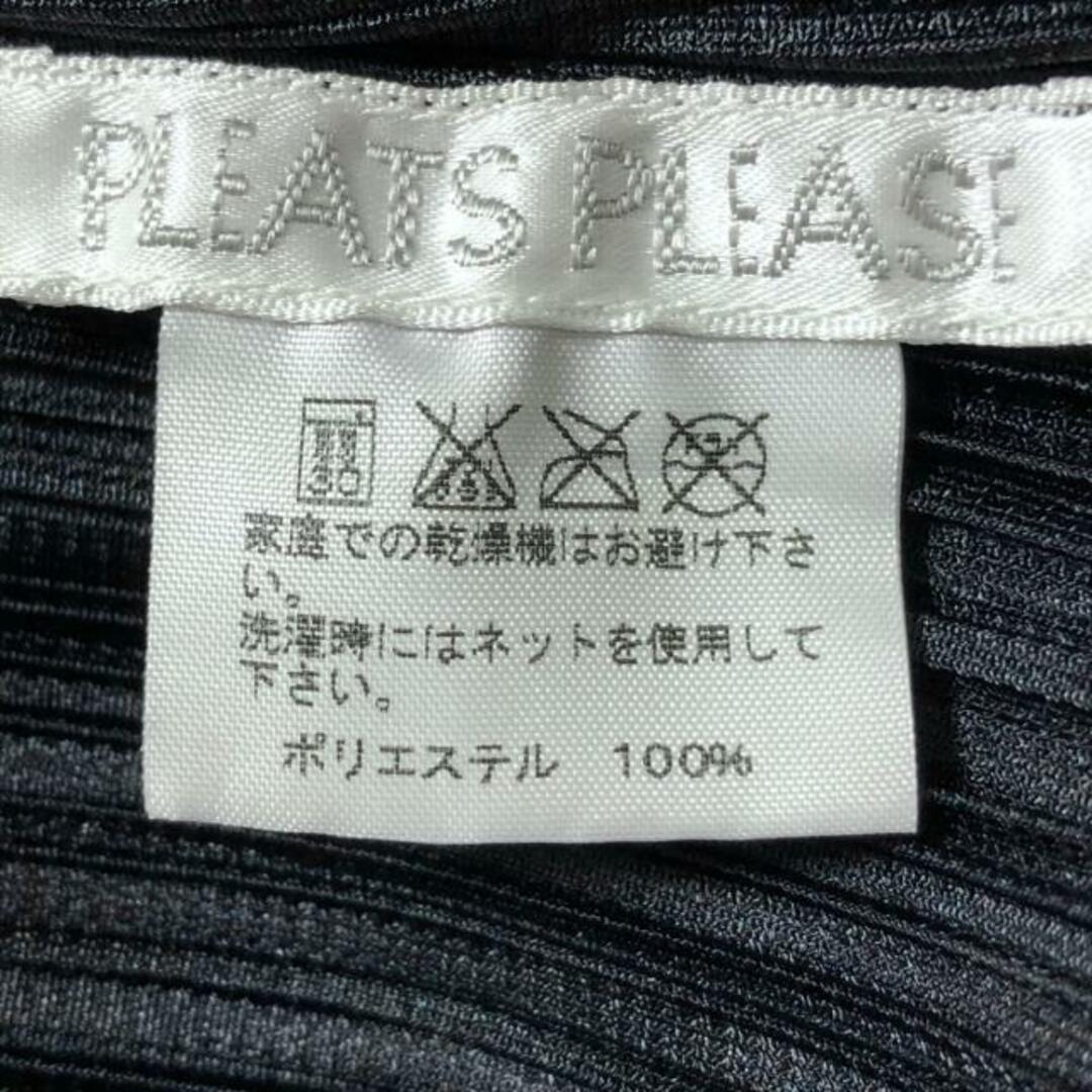 PLEATS PLEASE ISSEY MIYAKE(プリーツプリーズイッセイミヤケ)のPLEATS PLEASE(プリーツプリーズ) コート サイズ2 M レディース - 黒 長袖/肩パッド/プリーツ/春/秋 レディースのジャケット/アウター(その他)の商品写真