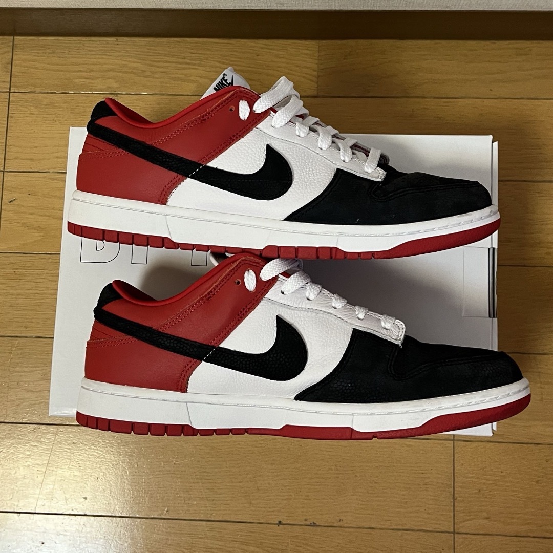 NIKE(ナイキ)のNIKE DUNK LOW BY YOU メンズの靴/シューズ(スニーカー)の商品写真