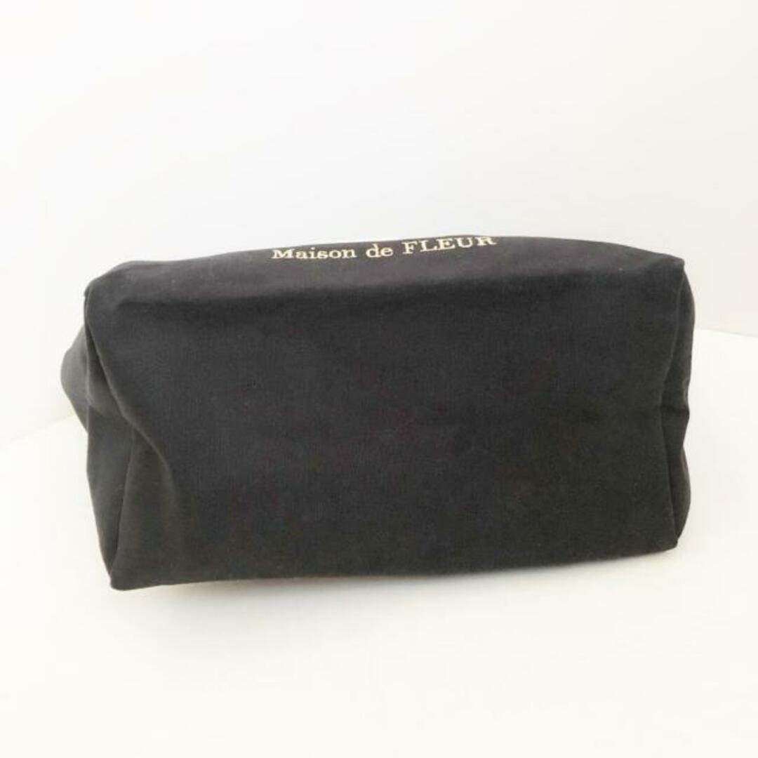 Maison de FLEUR(メゾンドフルール)のMaison de FLEUR(メゾンドフルール) ショルダーバッグ - 黒×パープル×マルチ sanrio キャンバス レディースのバッグ(ショルダーバッグ)の商品写真