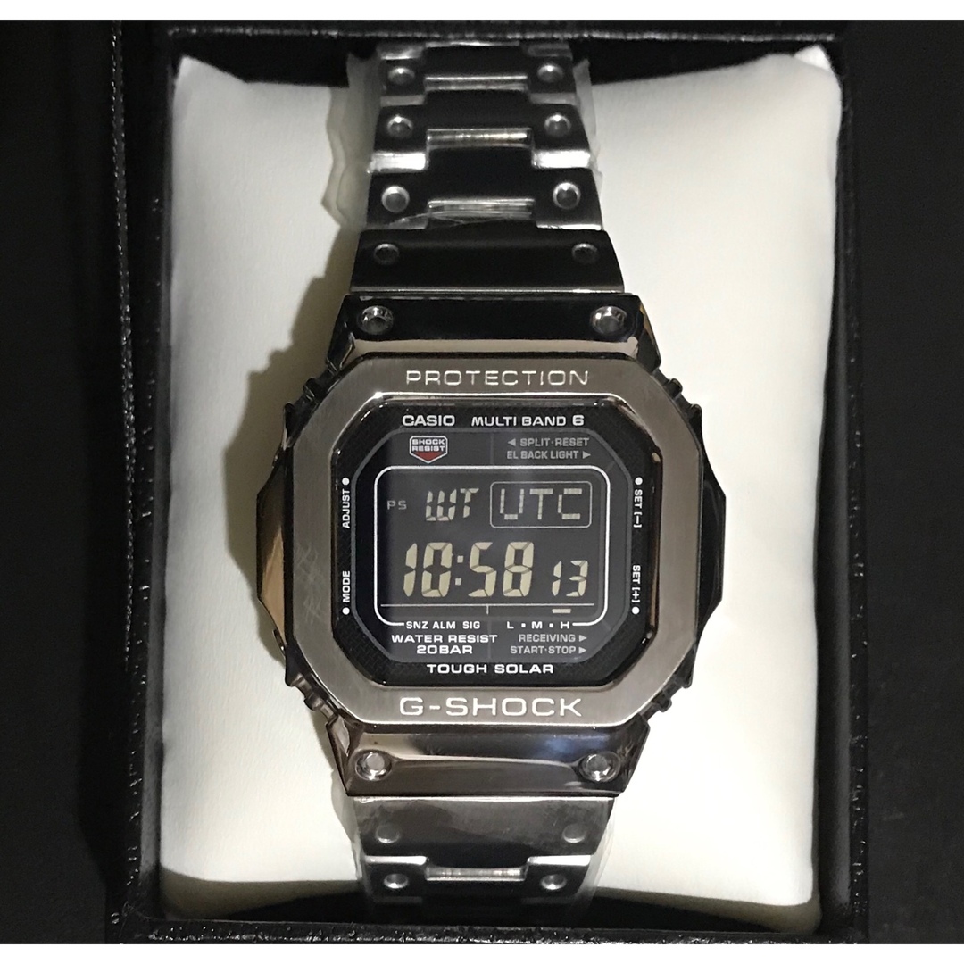 G-SHOCK GW-M5610UBC 電波ソーラー　フルメタル　色シルバー メンズの時計(腕時計(デジタル))の商品写真