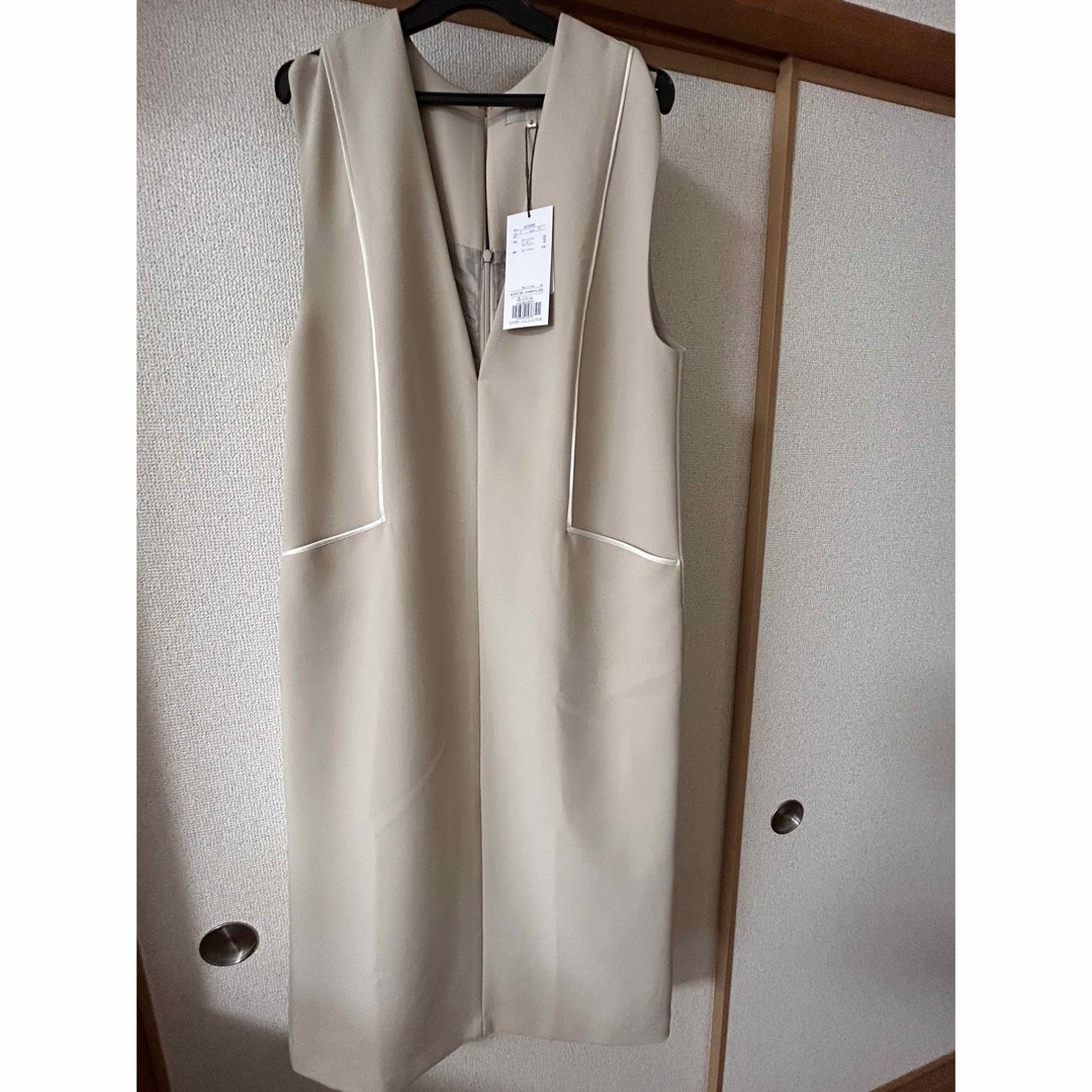 JUSGLITTY - メイ様専用😊JUSGLITTY✨新品タグ付き❣️切り替え JUSGLITTY - メイ様専用😊JUSGLITTY✨新品タグ付き❣️切り替え