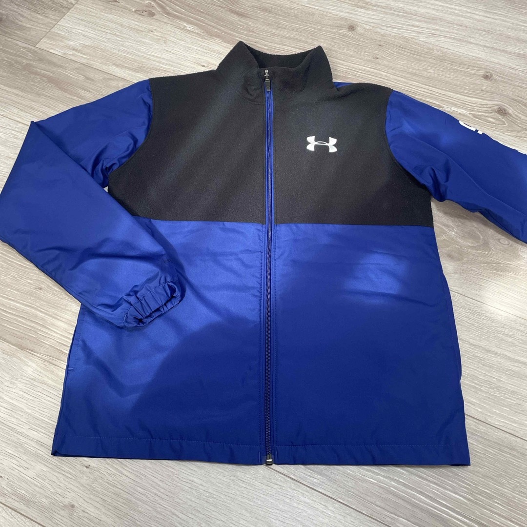 UNDER ARMOUR(アンダーアーマー)のアンダーアーマー　裏フリースウインドブレーカー キッズ/ベビー/マタニティのキッズ服男の子用(90cm~)(ジャケット/上着)の商品写真