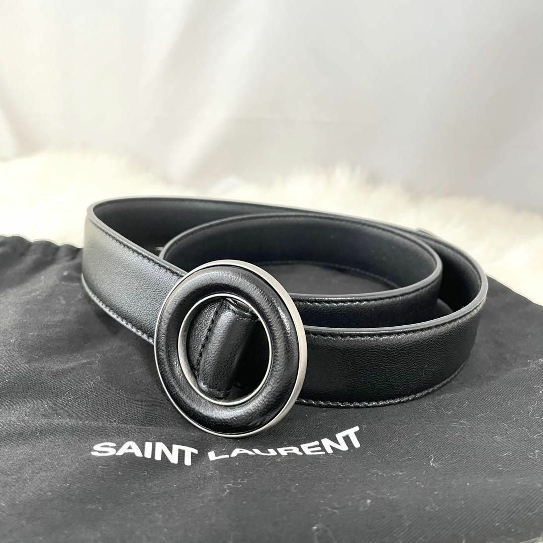 Yves Saint Laurent(イヴサンローラン)のYves Saint Laurent　穴なしベルト　レザー　ブラック　469 レディースのファッション小物(ベルト)の商品写真
