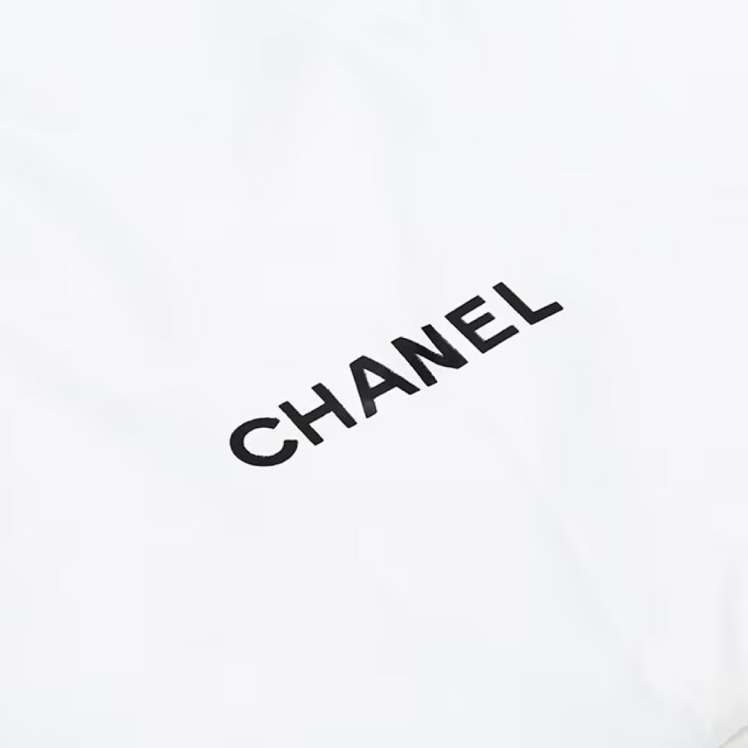 CHANEL(シャネル)のCHANEL ノベルティ　ミニバッグ　ポーチ　化粧ポーチ　トート コスメ/美容のメイク道具/ケアグッズ(その他)の商品写真