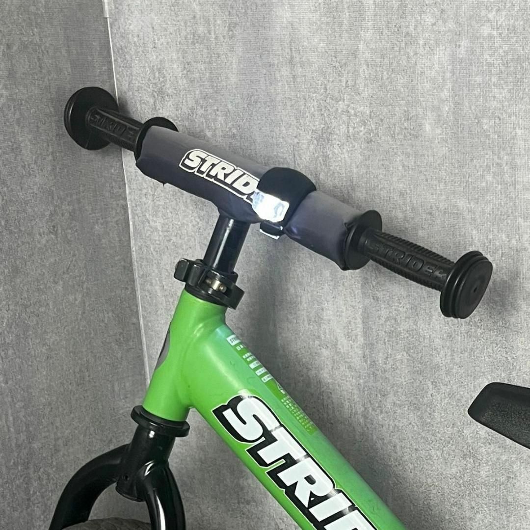 ストライダー スポーツタイプ グリーン 緑 ペダルなし自転車 STRIDER スポーツ/アウトドアの自転車(自転車本体)の商品写真