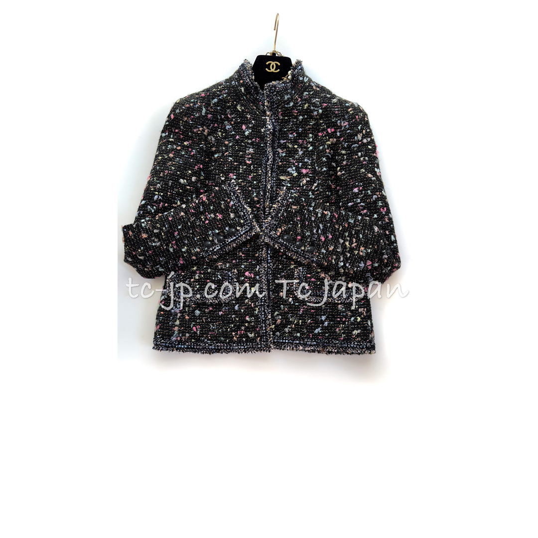 CHANEL - シャネル スーツ CHANEL ブラック マルチ ウール CHANEL - シャネル スーツ CHANEL ブラック マルチ ウール
