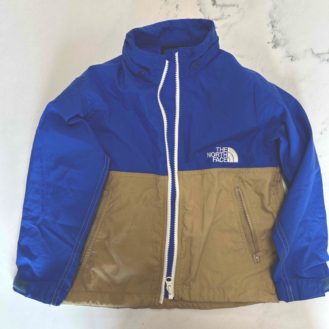 THE NORTH FACE(ザノースフェイス)のThe north face ライトアウター　110cm キッズ/ベビー/マタニティのキッズ服男の子用(90cm~)(ジャケット/上着)の商品写真