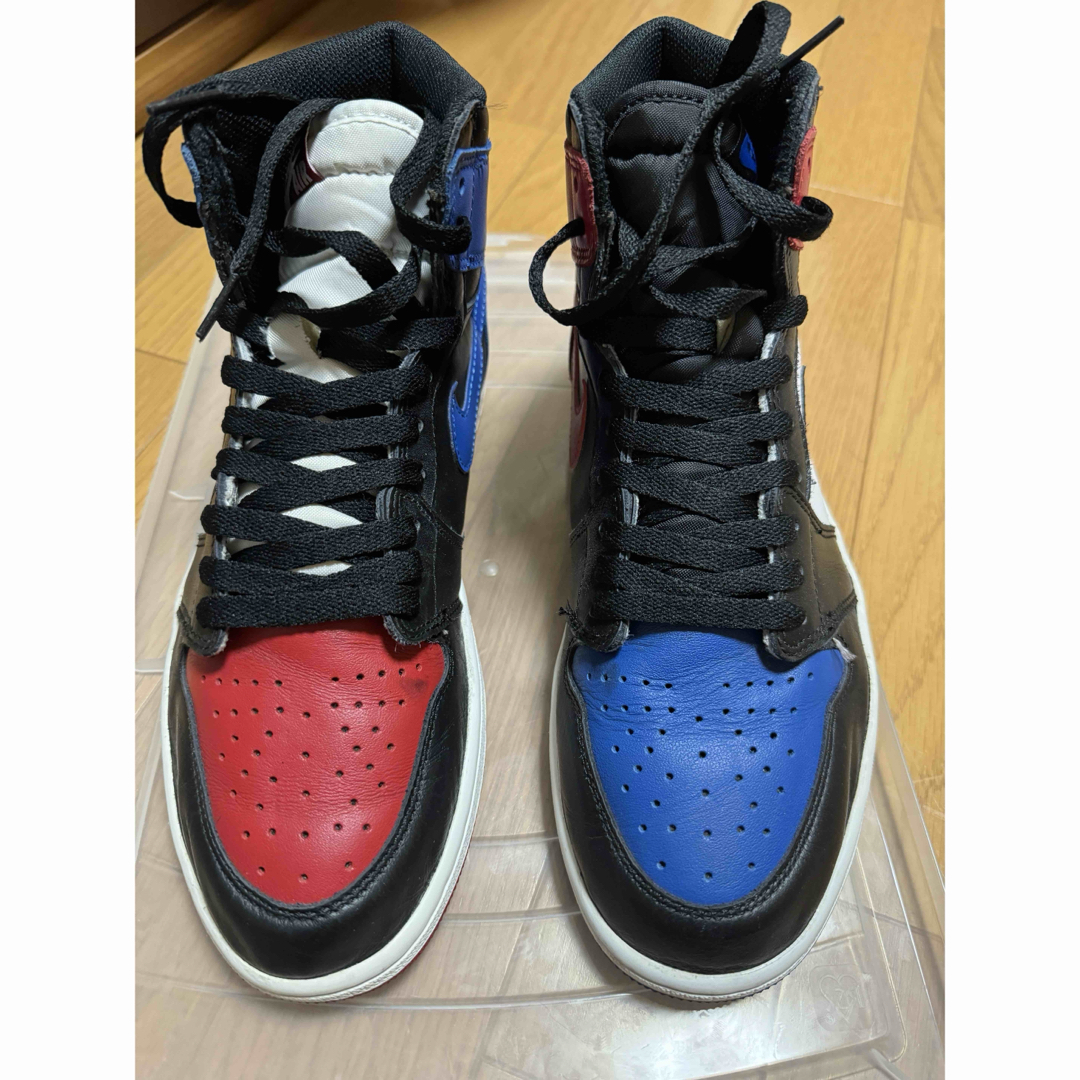 NIKE(ナイキ)の国内正規NIKE AIR JORDAN 1 RETRO HIGH OG TOP3 メンズの靴/シューズ(スニーカー)の商品写真