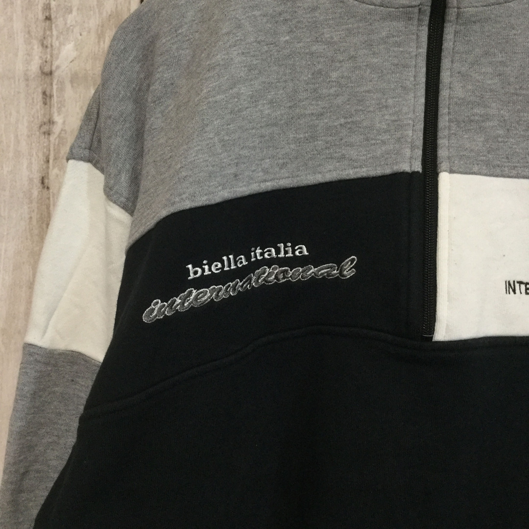 FILA(フィラ)の【フィラ ハーフジップ長袖スウェット】 ロゴ刺繍 チャーム M グレー 古着 メンズのトップス(スウェット)の商品写真