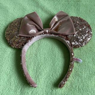 ディズニー(Disney)のディズニー　カチューシャ　スパンコール　ピンク(カチューシャ)